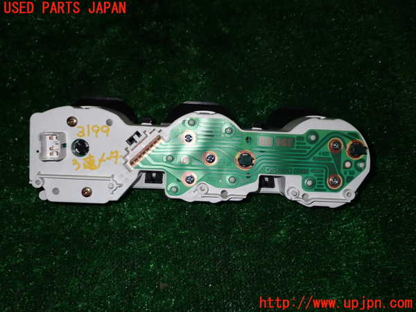1UPJ-9231996180]GTO(Z15A)3連メーター 中古_2