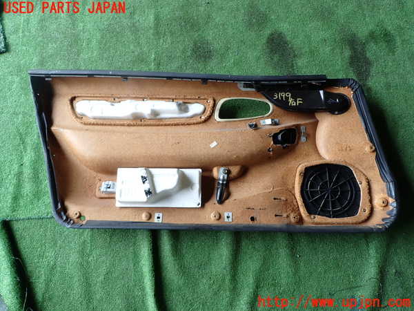 1UPJ-9231991234]GTO(Z15A)右前ドア内張り 中古_5