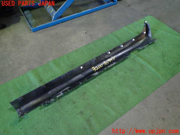 1UPJ-9232001390]BMW X3(WX30 F25)右サイドステップ 中古_4