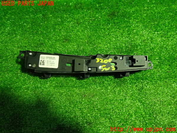1UPJ-9232006308]BMW X3(WX30 F25)スイッチ3 (VSC OFF) 中古_3