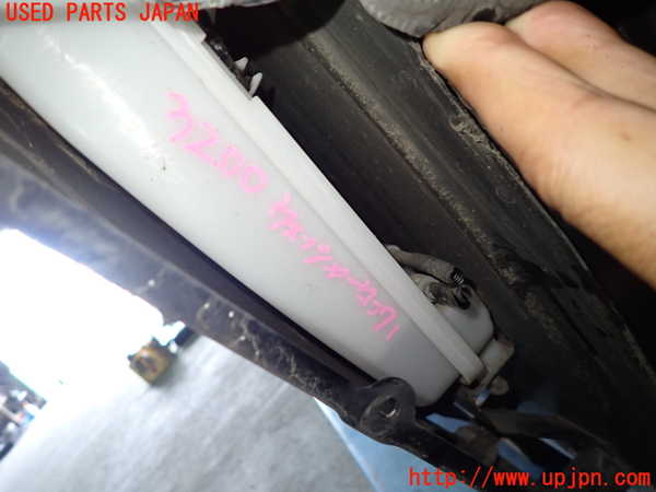 1UPJ-9232006791]BMW X3(WX30 F25)ウォッシャータンク1 中古_3