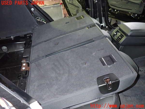 1UPJ-9232007385]BMW X3(WX30 F25)リアシート 中古_5