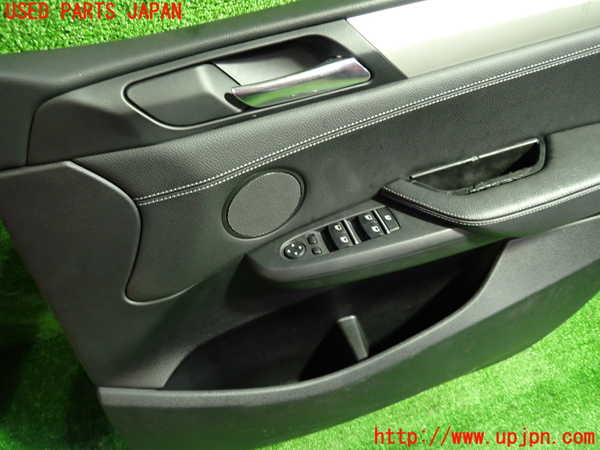 1UPJ-9232001234]BMW X3(WX30 F25)右前ドア内張り 中古_2