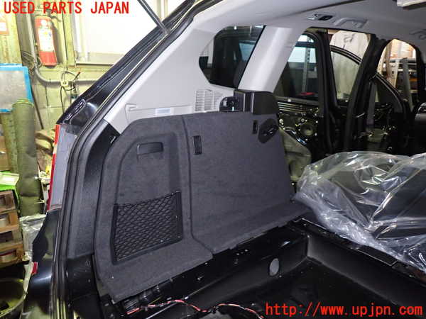 1UPJ-9232007680]BMW X3(WX30 F25)左リアピラートリム 中古_2