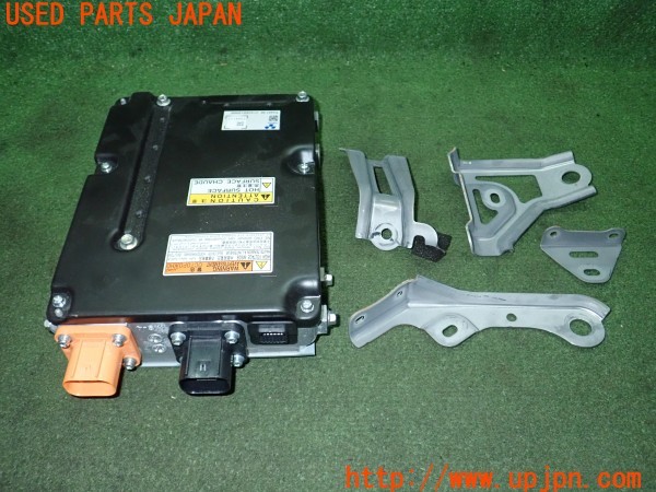 3UPJ=9232010580]プリウスPHV(ZVW52)前期 純正 5346130 ボルテージインバーター 中古_4