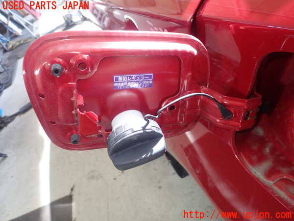 1UPJ-9232011690]プリウスPHV(ZVW52)フューエルリッド 中古_2