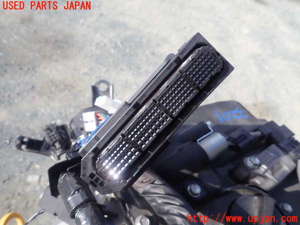 1UPJ-9232012010]プリウスPHV(ZVW52)エンジン 2ZR-FXE 中古_4