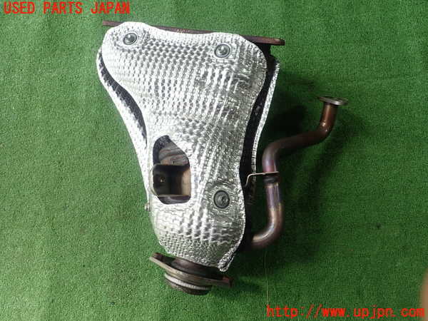 1UPJ-9232012661]プリウスPHV(ZVW52)触媒1 中古_2