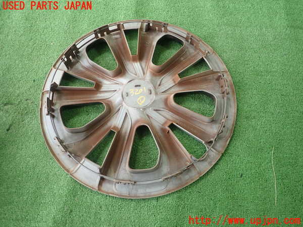 1UPJ-9232019416]プリウスPHV(ZVW52)15インチホイールキャップ1枚① 中古_2