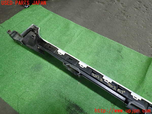 1UPJ-9232021392]シビック タイプR(FK8)左サイドステップ 中古_5