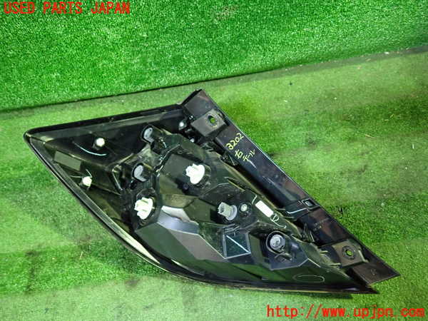 1UPJ-9232021530]シビック タイプR(FK8)右テールランプ 中古_2