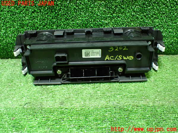 1UPJ-9232026066]シビック タイプR(FK8)エアコンスイッチ1 中古_2