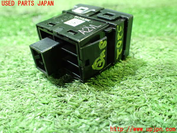 1UPJ-9232026310]シビック タイプR(FK8)スイッチ5 (VSC OFF) 中古_2