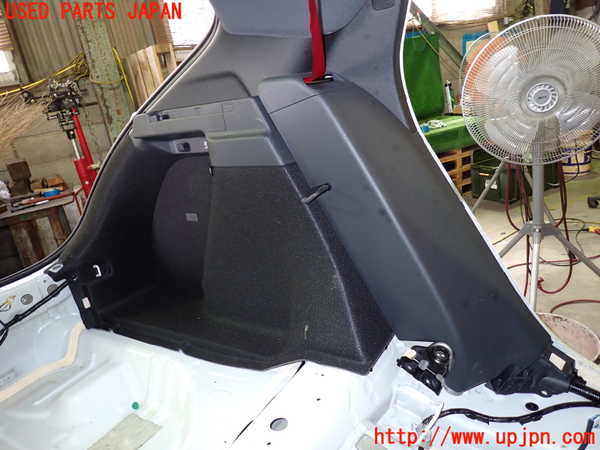 1UPJ-9232027680]シビック タイプR(FK8)左リアピラートリム 中古_3