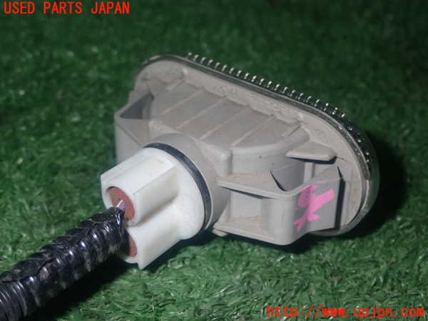 1UPJ-9232031160]フェアレディZロードスター(HZ33)右ウィンカーレンズ 中古_2