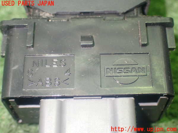 1UPJ-9232036308]フェアレディZロードスター(HZ33)スイッチ3 (シートヒーター) 中古_4