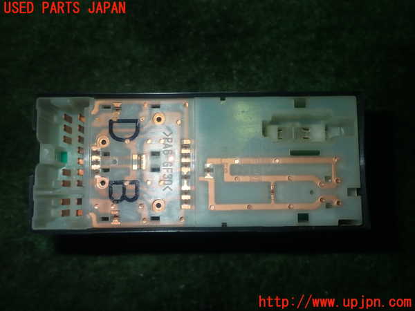 1UPJ-9232036240]フェアレディZロードスター(HZ33)右パワーウィンドウスイッチ 中古_4