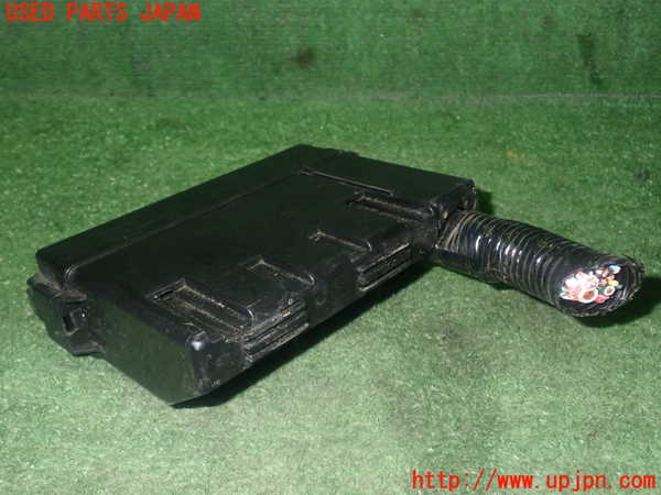 1UPJ-9232036741]フェアレディZロードスター(HZ33)ヒューズボックス1 中古_3
