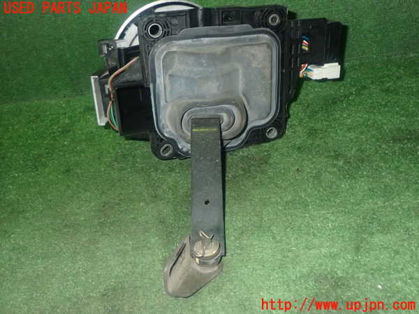 1UPJ-9232037555]フェアレディZロードスター(HZ33)ATシフトレバー 中古_4