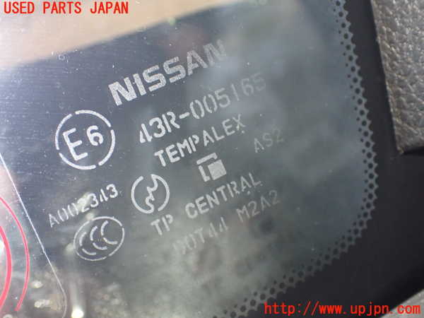 2UPJ-9232041380]フェアレディZ(Z33)右クォーターガラス (43R-005165 M2A2) 中古_3