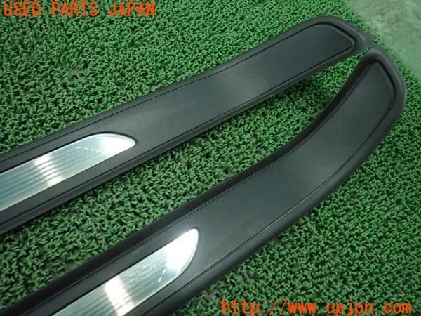 3UPJ=9232050616]BMW 335i カブリオレ Mスポーツ(WL35 E93)純正 スカッフプレート 中古_5