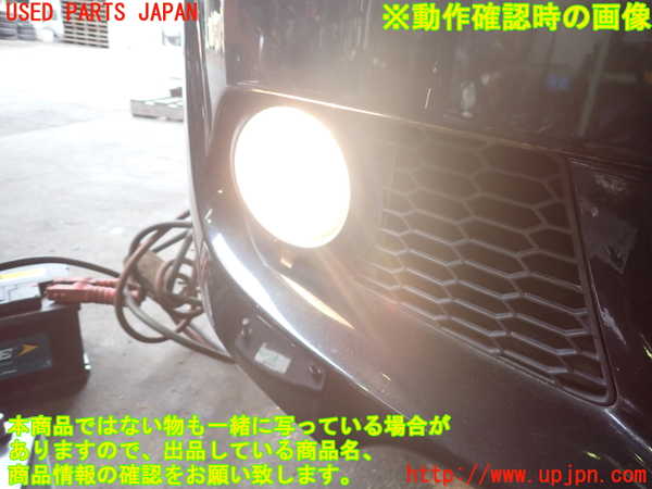 2UPJ-9232051180]BMW 335i カブリオレ(WL35)右フォグ 中古 (E93)_4