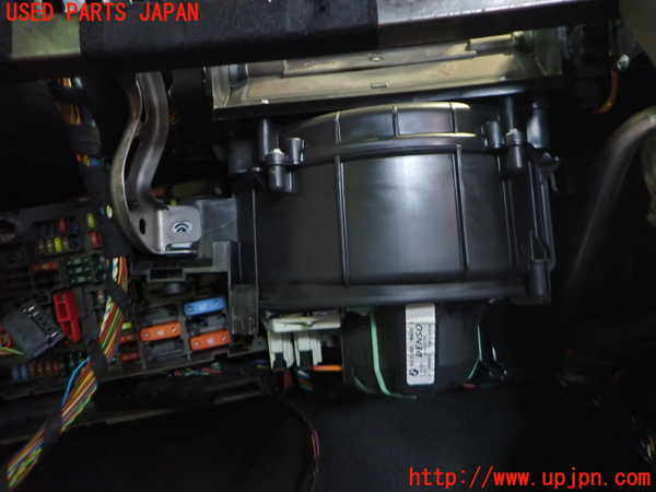 2UPJ-9232056081]BMW 335i カブリオレ(WL35)エバポレーター1 中古 (E93)_4