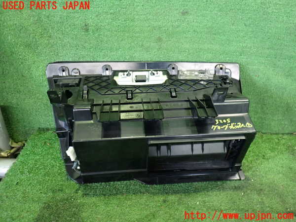 2UPJ-9232057516]BMW 335i カブリオレ(WL35)グローブボックス1 中古 (E93)_3