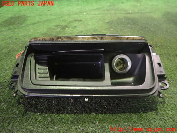 2UPJ-9232057821]BMW 335i カブリオレ(WL35)灰皿1 中古 (E93)_2