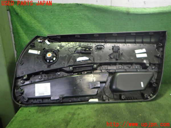 2UPJ-9232051264]BMW 335i カブリオレ(WL35)左前ドア内張り 中古 (E93)_3