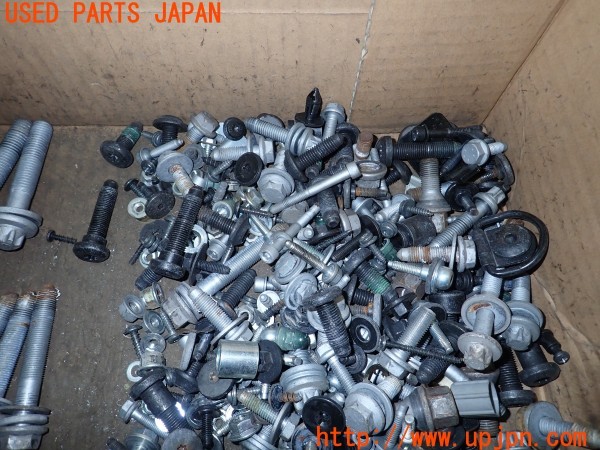 3UPJ=9232060720]フィアット 500X ポップスター(33414)ネジ・ナット・ステー類 セット ジャンク_4