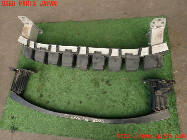 2UPJ-9232061014]フィアット・500X(33414)フロントバンパーホースメント 中古_2