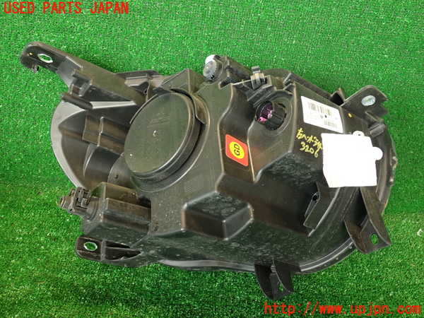 2UPJ-9232061132]フィアット・500X(33414)左ヘッドライト ハロゲン 中古_2