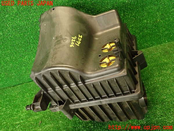 2UPJ-9232062560]フィアット・500X(33414)エアクリーナーボックス 中古_2