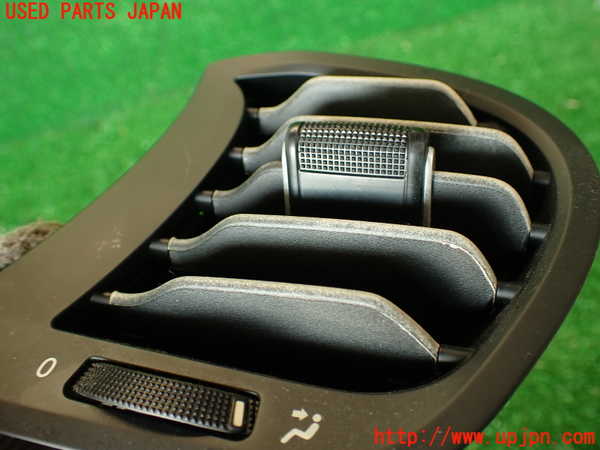 2UPJ-9232067527]フィアット・500X(33414)エアコン吹き出し口2 (右) 中古_3