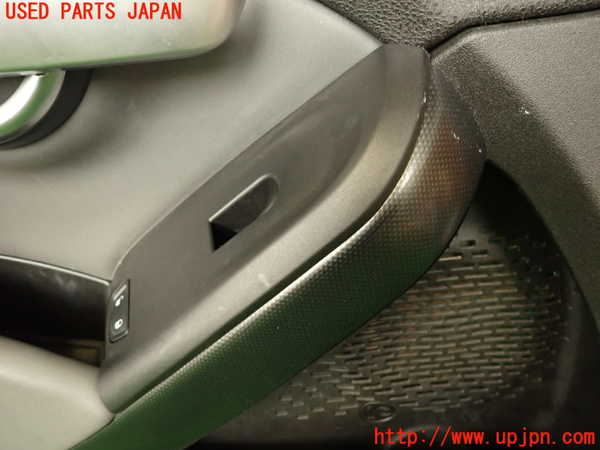 2UPJ-9232061264]フィアット・500X(33414)左前ドア内張り 中古_3