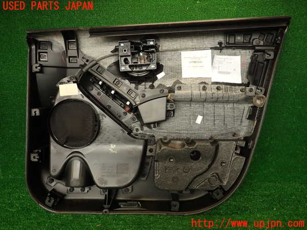 2UPJ-9232061264]フィアット・500X(33414)左前ドア内張り 中古_5