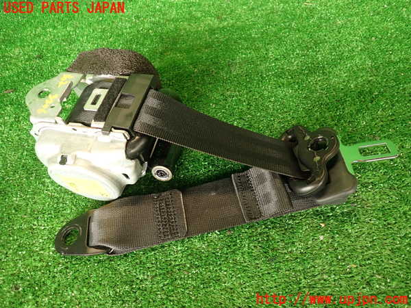 2UPJ-9232067155]フィアット・500X(33414)右2列目シートベルト 中古_2
