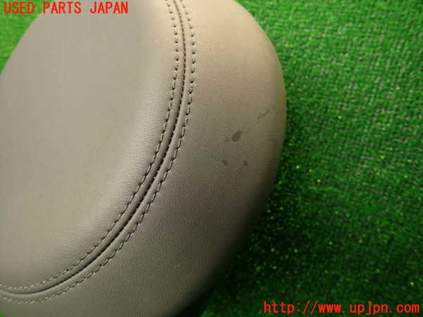 2UPJ-9232067040]フィアット・500X(33414)運転席ヘッドレスト 中古_2