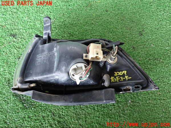 2UPJ-9232071150]カローラ レビン(AE91)右コーナーランプ 中古_4