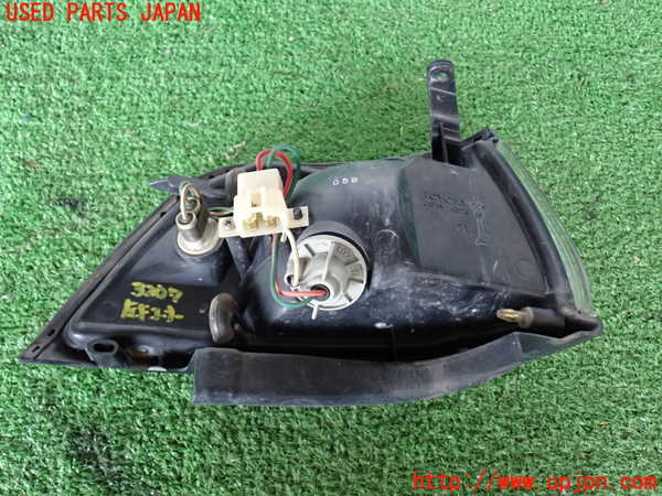 2UPJ-9232071152]カローラ レビン(AE91)左コーナーランプ 中古_4