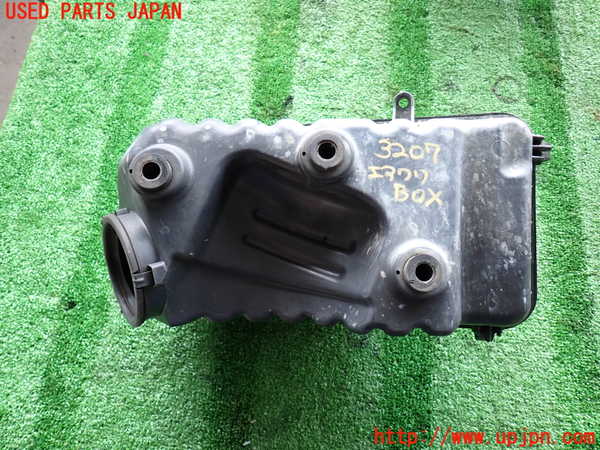 2UPJ-9232072560]カローラ レビン(AE91)エアクリーナーボックス 中古_3