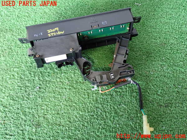 2UPJ-9232076066]カローラ レビン(AE91)エアコンスイッチ1 中古_2
