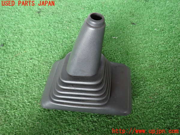 2UPJ-9232077575]カローラ レビン(AE91)シフトブーツ 中古_2