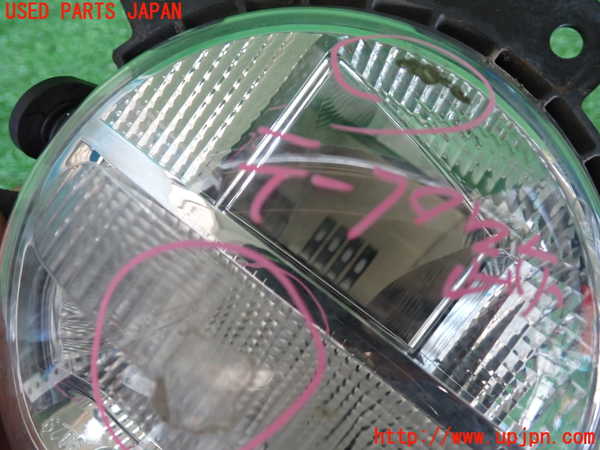 2UPJ-9232081180]BMW ミニ(MINI)クーパーSD(XN20M)(F56)右フォグ 中古_2