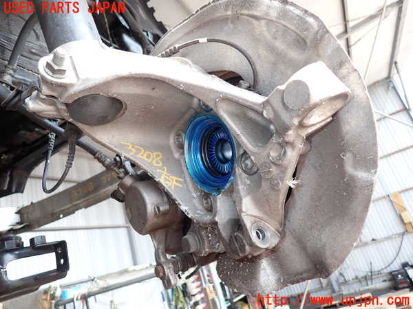2UPJ-9232084290]BMW ミニ(MINI)クーパーSD(XN20M)(F56)右フロントナックルハブ 中古_2