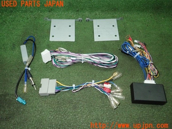 3UPJ=9232090001]ジープ グランドチェロキー(WK36A)社外 オーディオハーネス ブラケット付き 中古_2