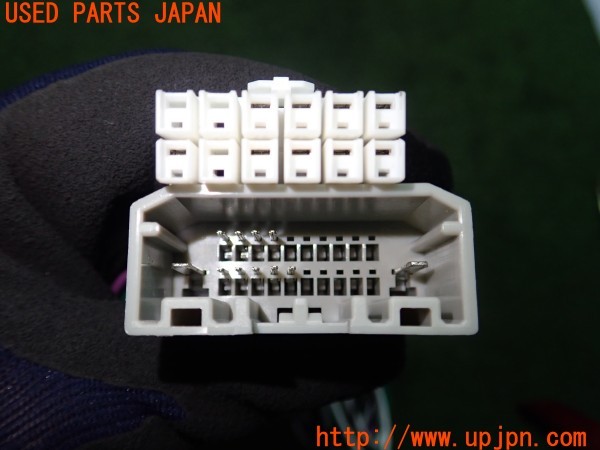 3UPJ=9232090001]ジープ グランドチェロキー(WK36A)社外 オーディオハーネス ブラケット付き 中古_4