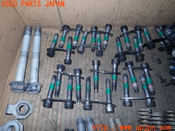 3UPJ=9232090720]ジープ グランドチェロキー(WK36A)ネジ・ナット・ステー類 セット ジャンク_2