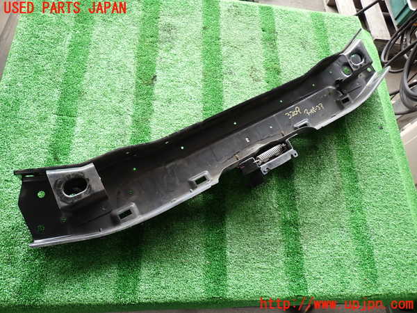 2UPJ-9232091040]ジープ・グランドチェロキー(WK36A)アッパーコアサポート 中古_3